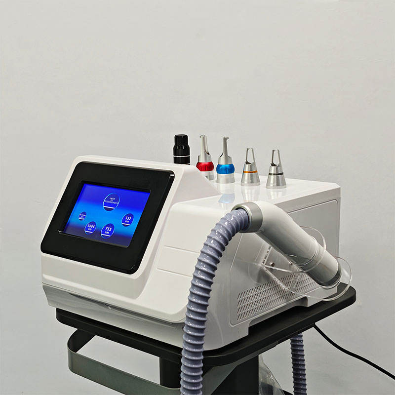Portable Q Switch Nd Yag Laser Machine For Tattoo Removal with Non-invasive Heads